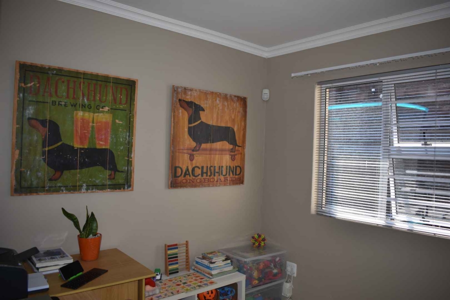 3 Bedroom Property for Sale in Nahoon Valley Park Eastern Cape